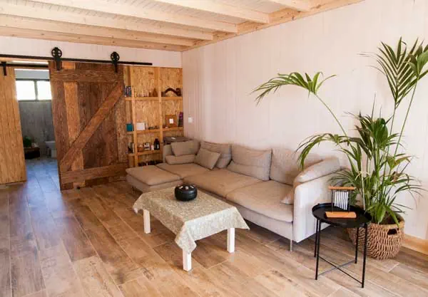 Mobiliario para casas de madera: cómo elegir los mejores muebles para tu hogar