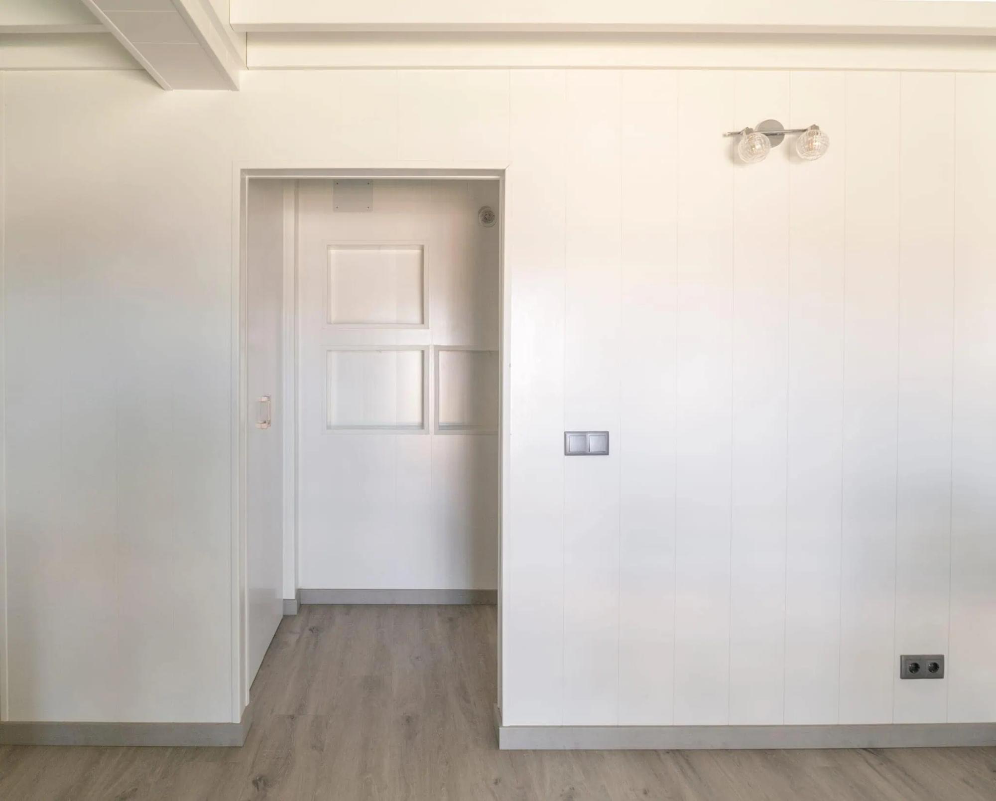 La guía definitiva para instalaciones eléctricas en casas de madera